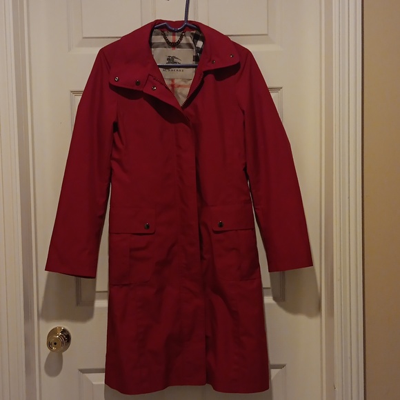 BURBERRY RAINCOAT - Picture 1 of 9